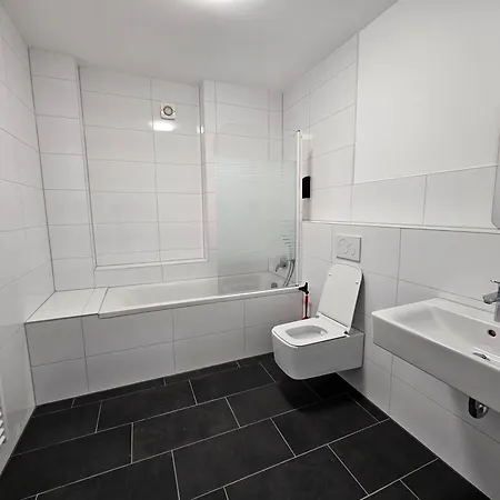 Sfn ברגיש גלאדבך